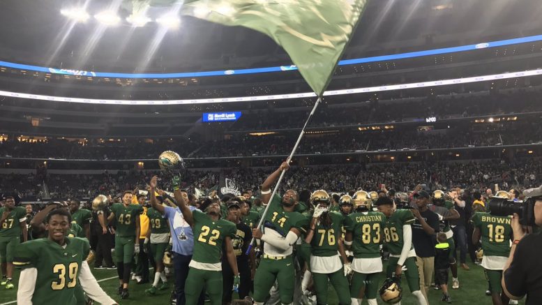 #14 DeSoto beats #17 Cibolo Steele for first Texas state football title
