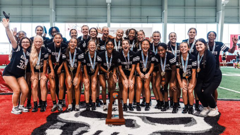Robinson wins 8th straight Florida girls' flag high school football championship.