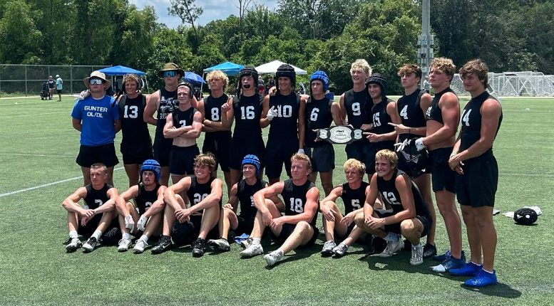 Gunter wins Texas 7-on-7 Division III championship.