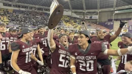 Grundy Center wins its third straight Iowa high school football championship