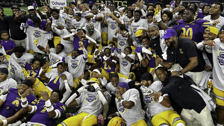 No. 63 Edna Karr blasts No. 70 Alexandria for Louisiana Select Division ...